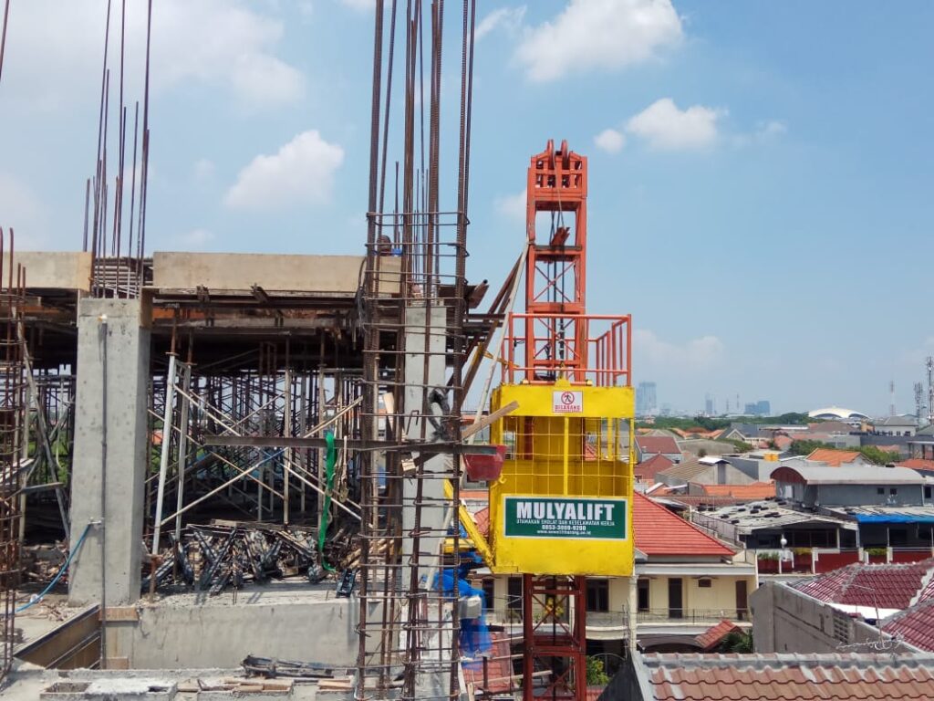 Sewa Lift Barang Palembang